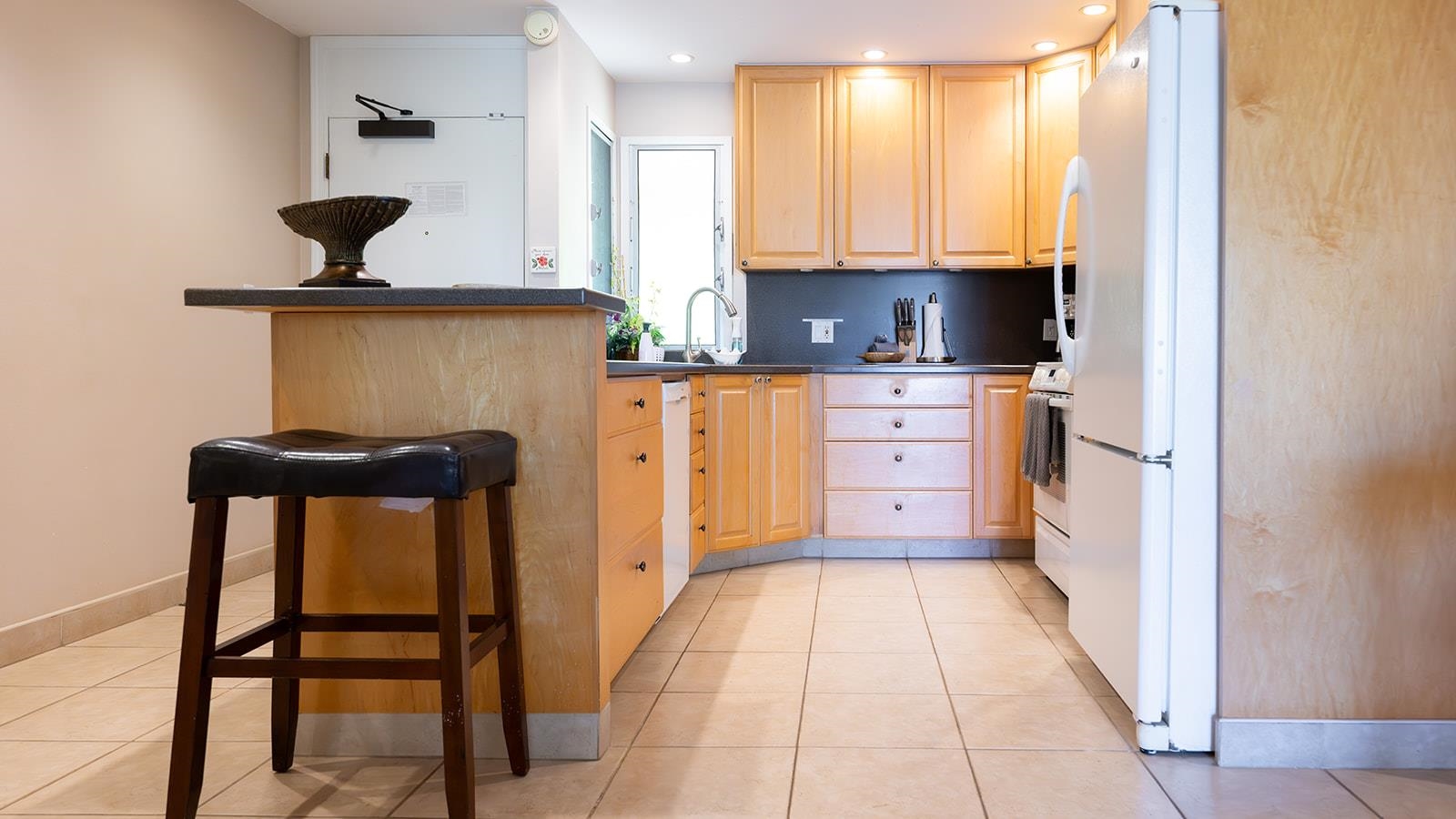 Maui Eldorado I condo # F-201, Lahaina, Hawaii - photo 12 of 50