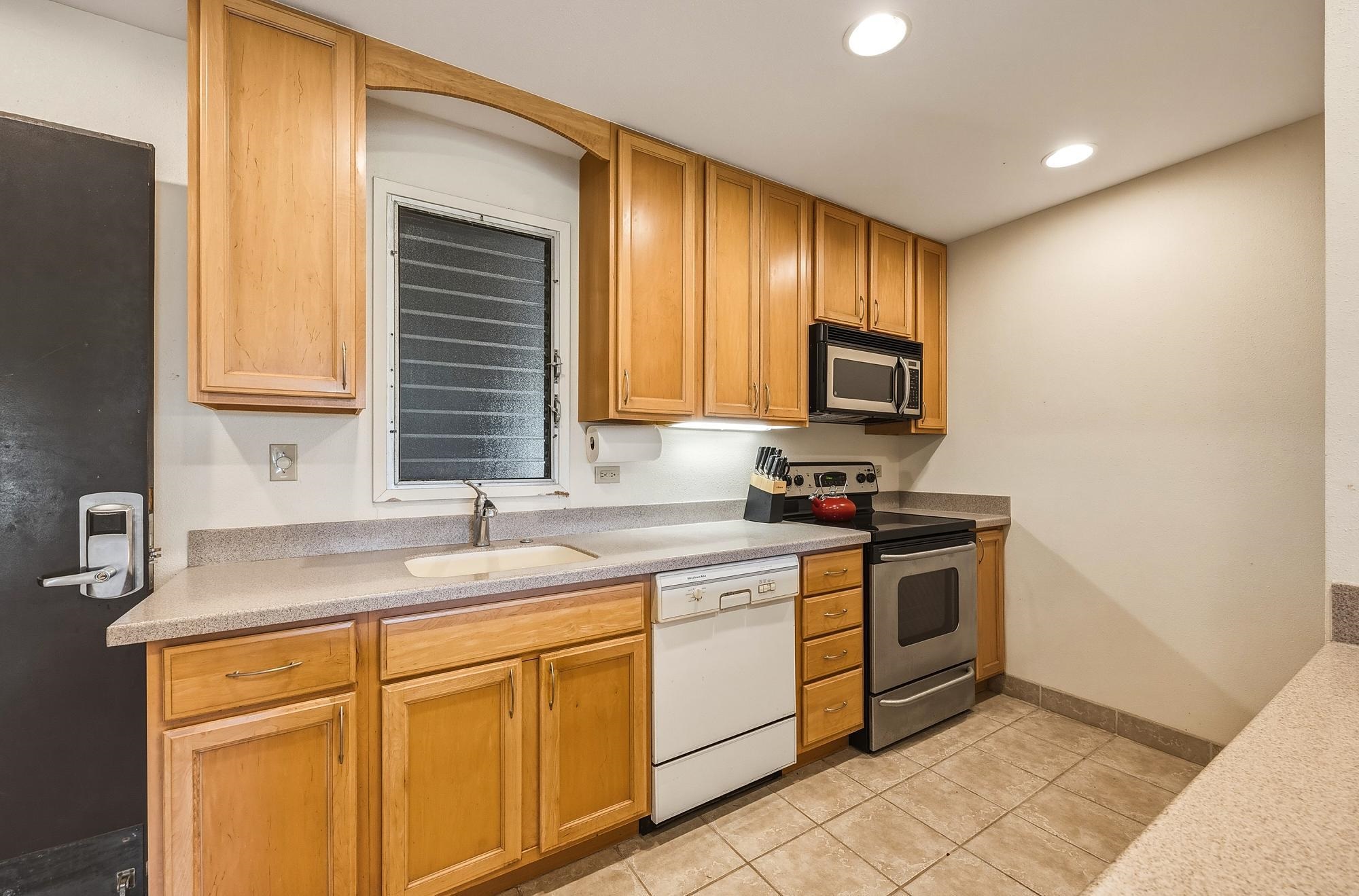Maui Eldorado I condo # H205, Lahaina, Hawaii - photo 10 of 47