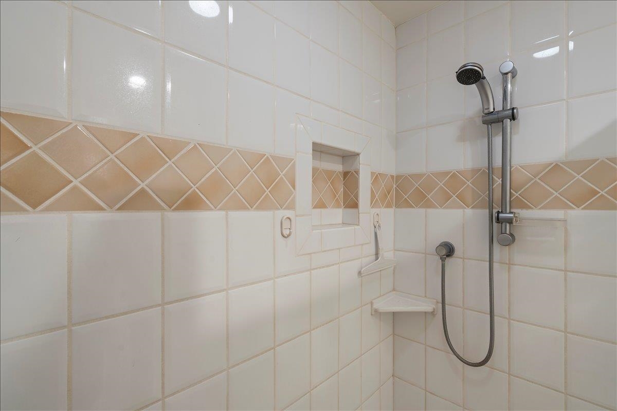 Maui Eldorado I condo # J-219, Lahaina, Hawaii - photo 24 of 38