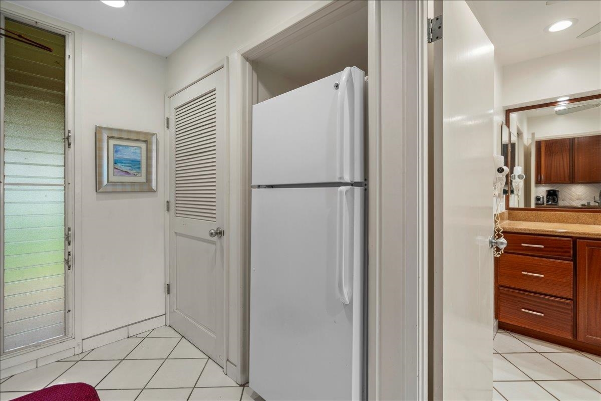 Maui Eldorado I condo # J-219, Lahaina, Hawaii - photo 25 of 38