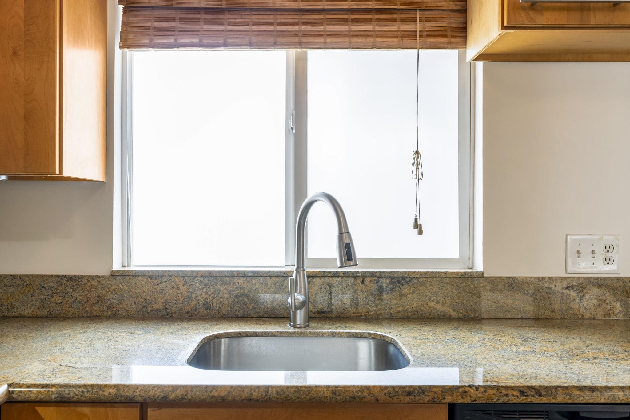 2670  Kanakanui Rd Keonekai Heights, Kihei home - photo 11 of 42