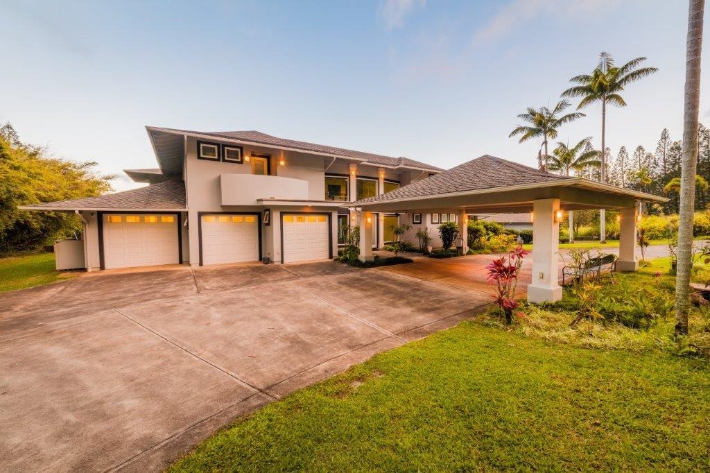 2673  Kamaile St Wailuku, Wailuku home - photo 4 of 47