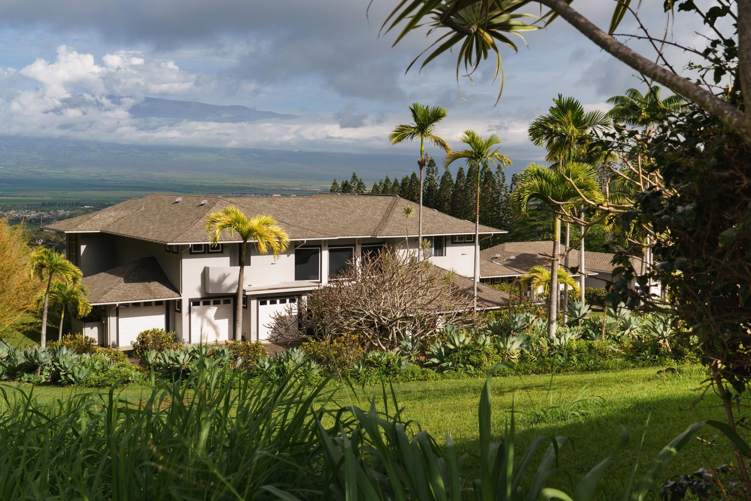 2673  Kamaile St Wailuku Country Estates, Wailuku home - photo 4 of 50