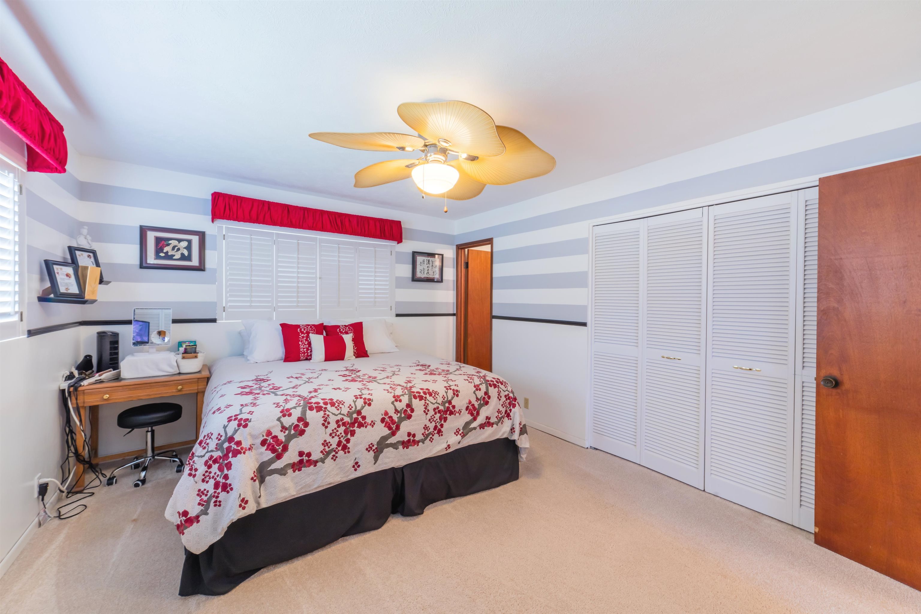 2679  Kamelani Loop Country Club Estate, Pukalani home - photo 15 of 50