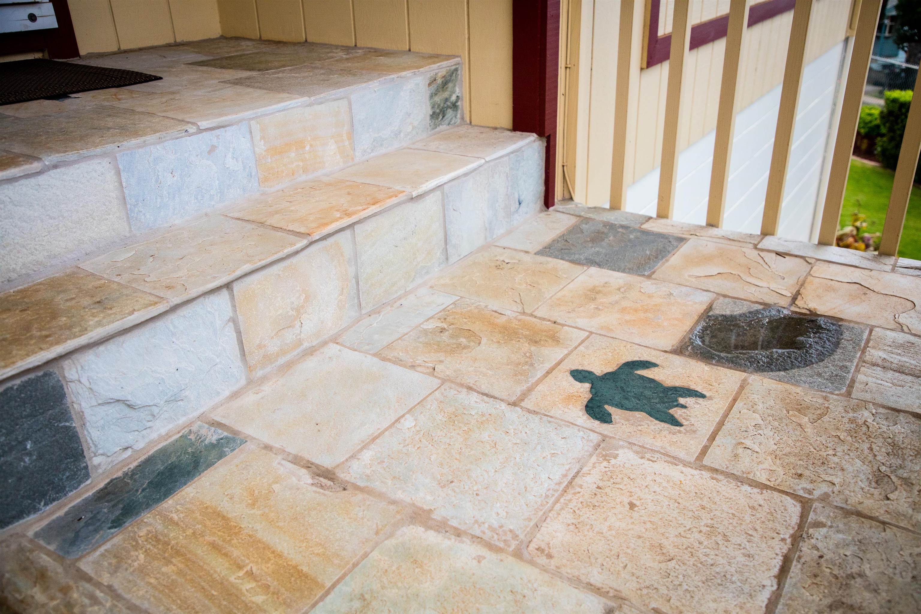 2679  Kamelani Loop Country Club Estate, Pukalani home - photo 17 of 50