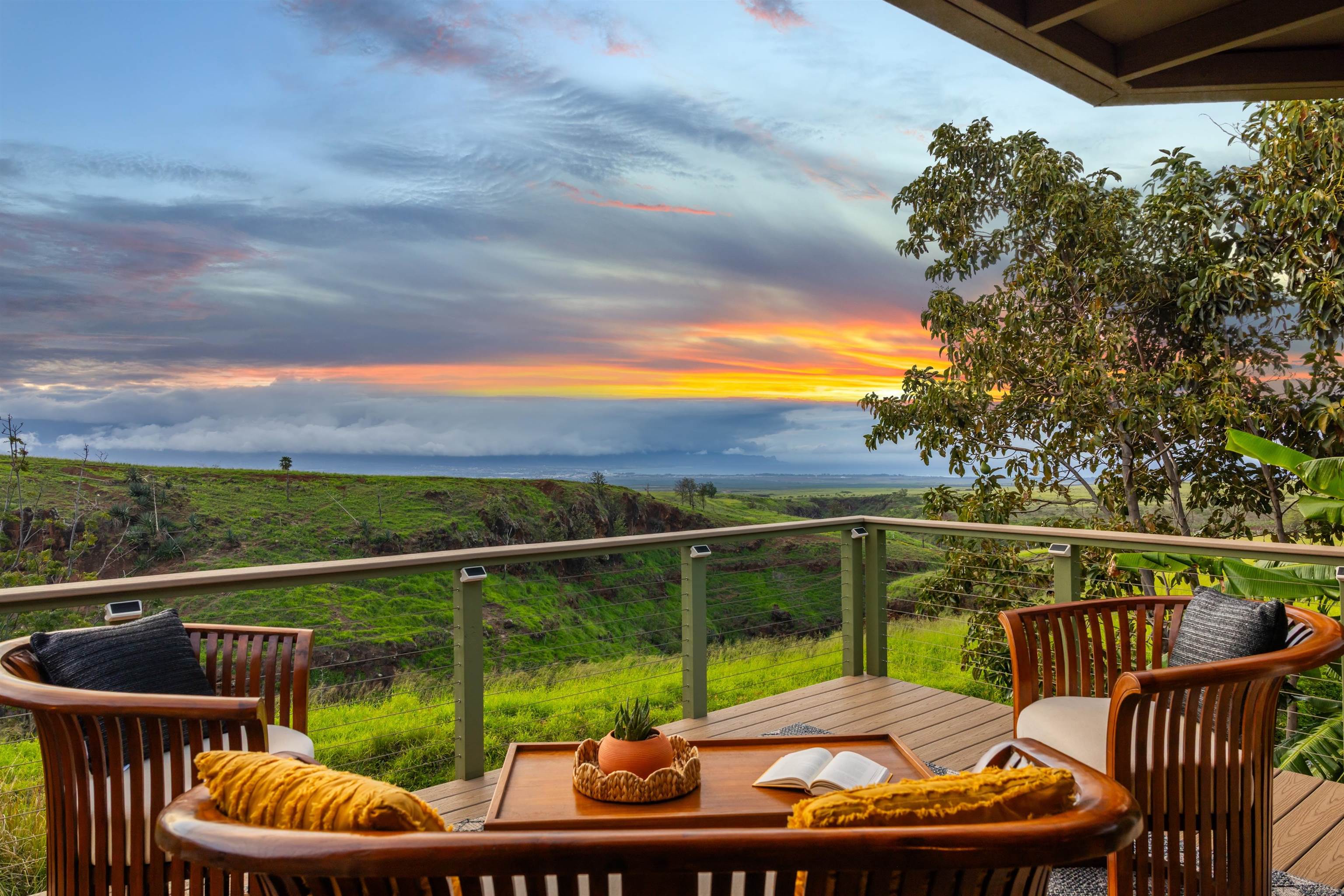 2690  Akalani Loop Pukalani,  home - photo 1 of 46