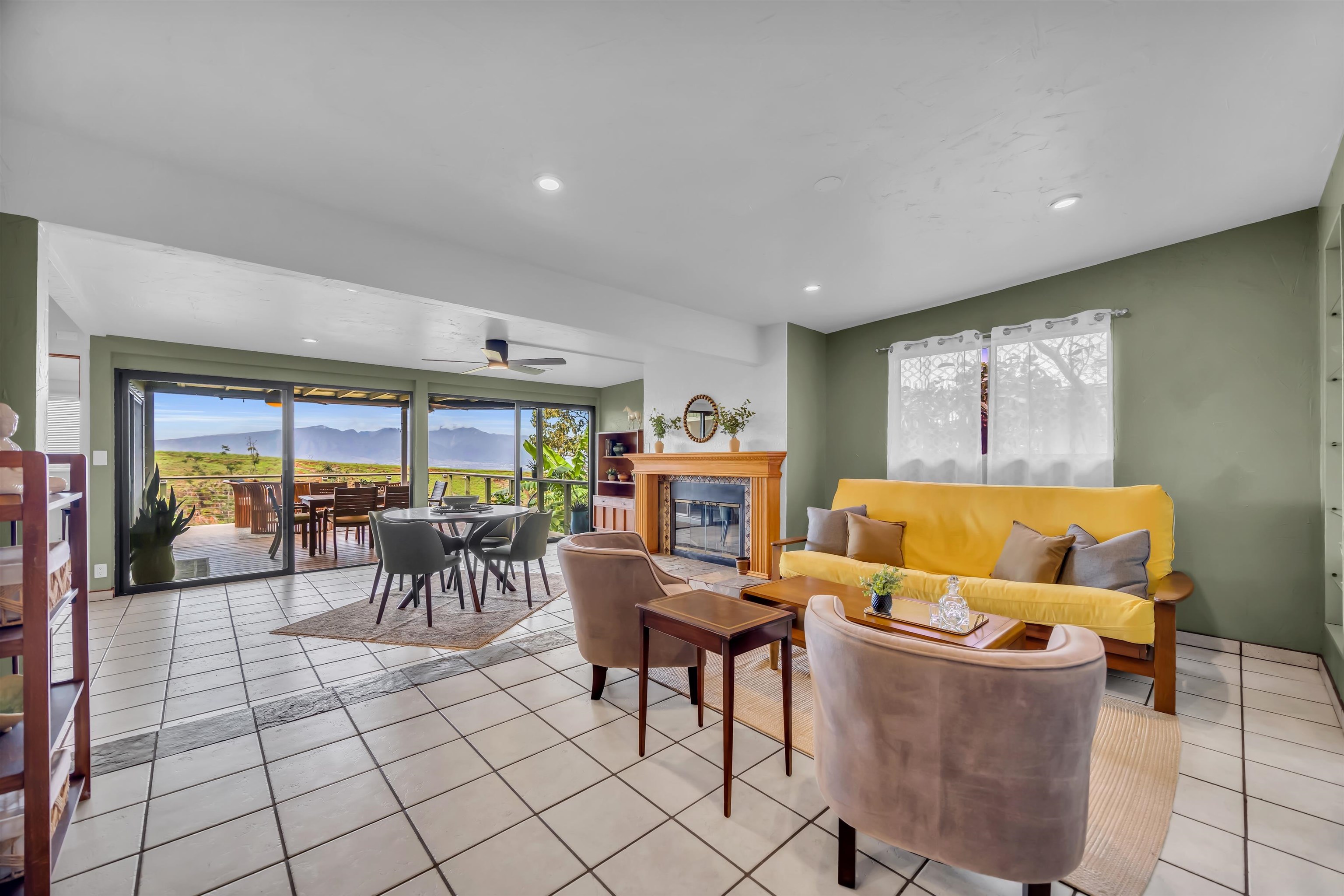 2690  Akalani Loop Pukalani, Pukalani home - photo 2 of 46