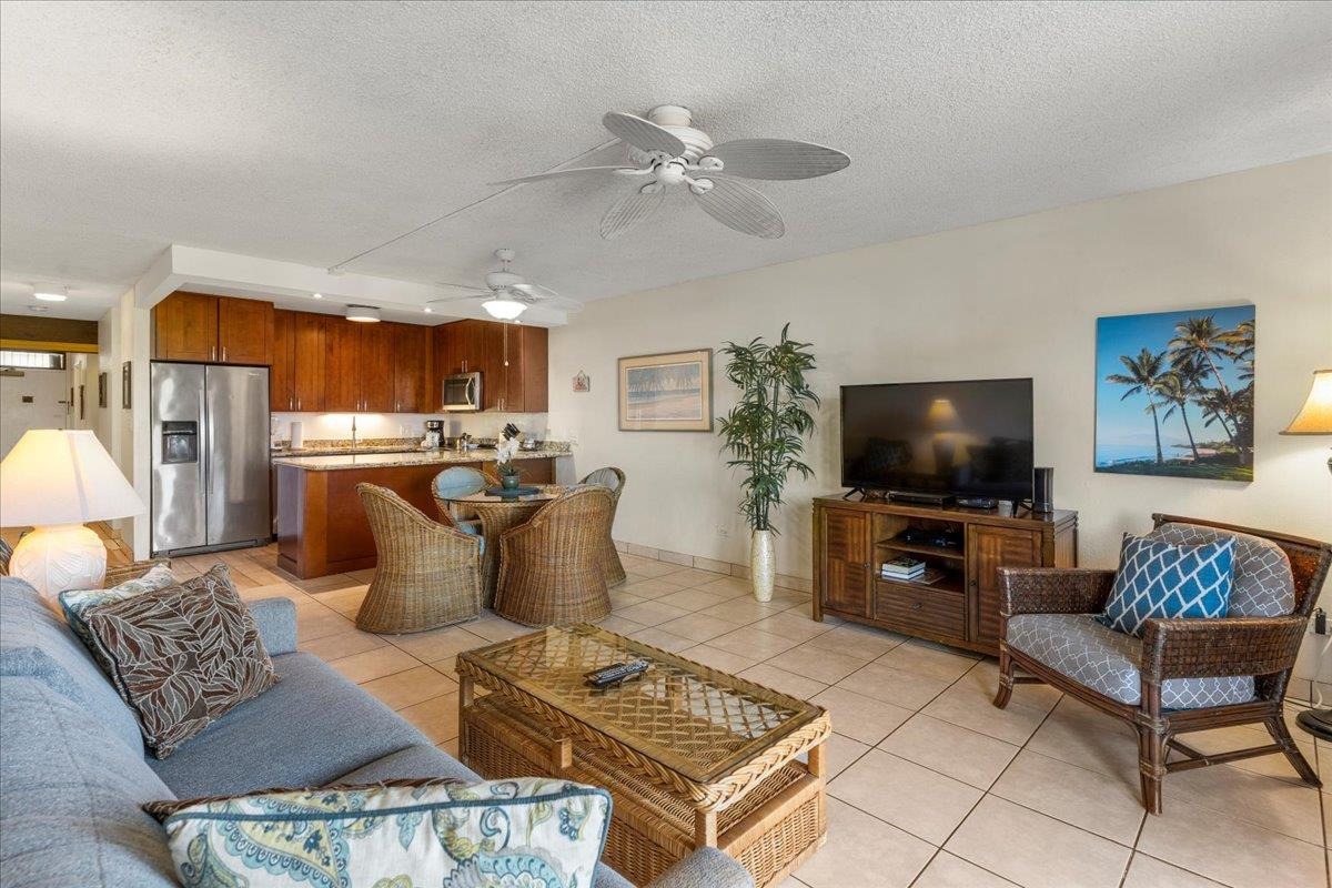 Kamaole Sands condo # 10-108, Kihei, Hawaii - photo 17 of 50