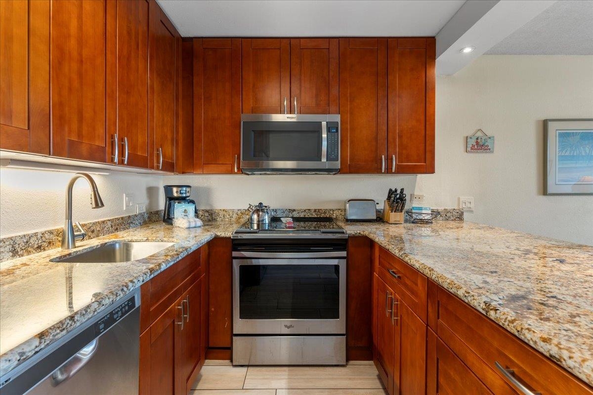 Kamaole Sands condo # 10-108, Kihei, Hawaii - photo 25 of 50