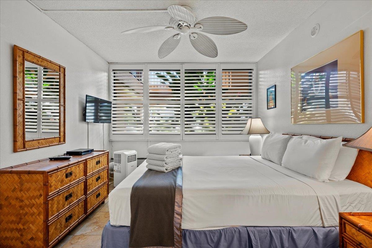 Kamaole Sands condo # 10-108, Kihei, Hawaii - photo 33 of 50