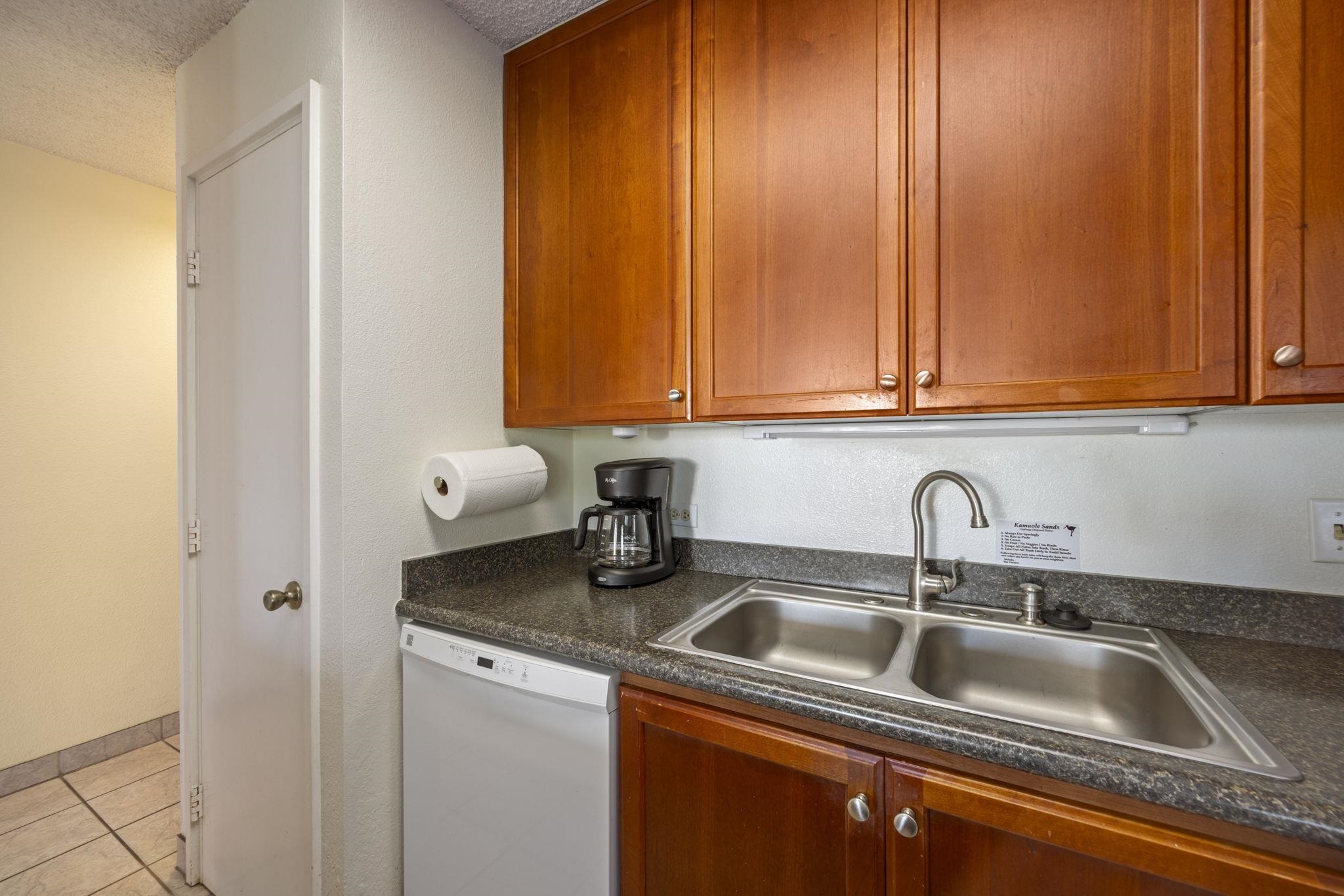 Kamaole Sands condo # 10-212, Kihei, Hawaii - photo 23 of 50
