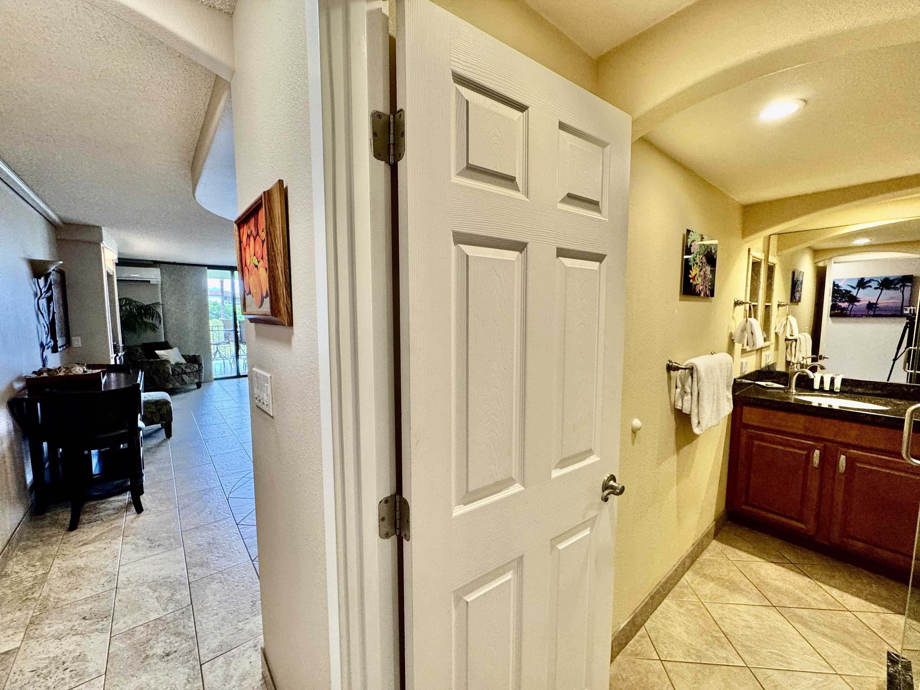 Kamaole Sands condo # 10213, Kihei, Hawaii - photo 14 of 37