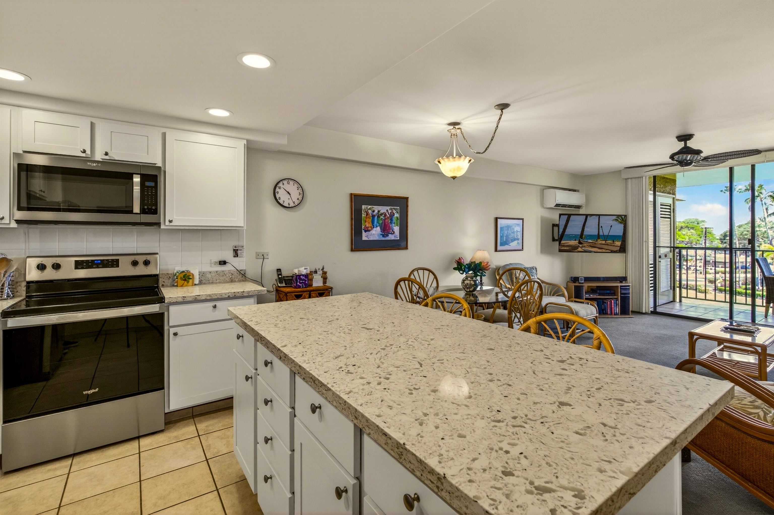 Kamaole Sands condo # 10-308, Kihei, Hawaii - photo 16 of 42