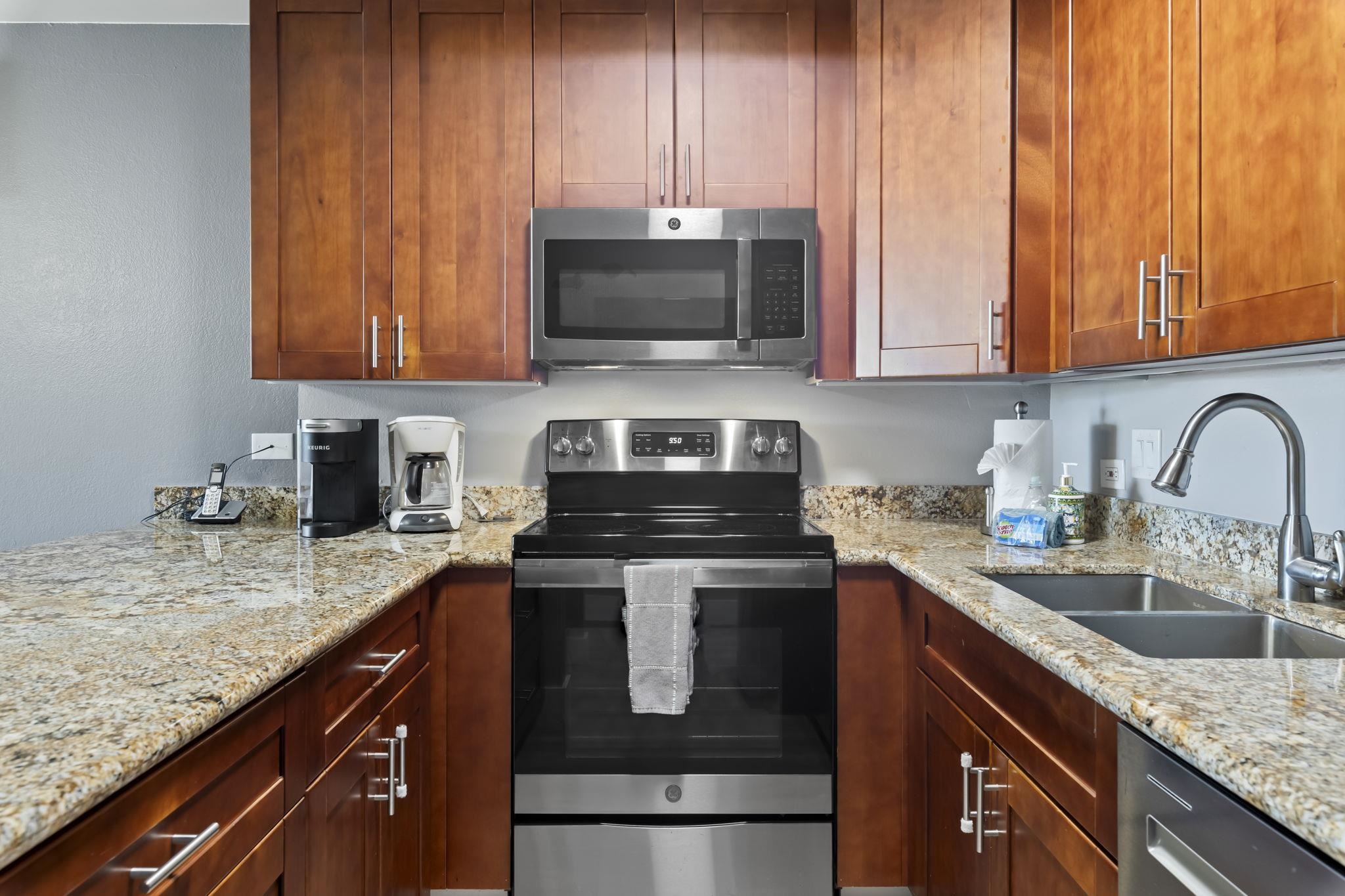 Kamaole Sands condo # 10-313, Kihei, Hawaii - photo 14 of 50