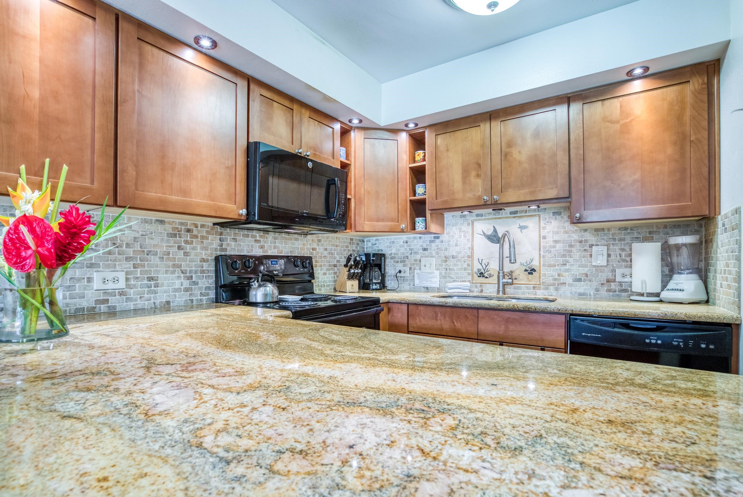 Kamaole Sands condo # 1106, Kihei, Hawaii - photo 12 of 30