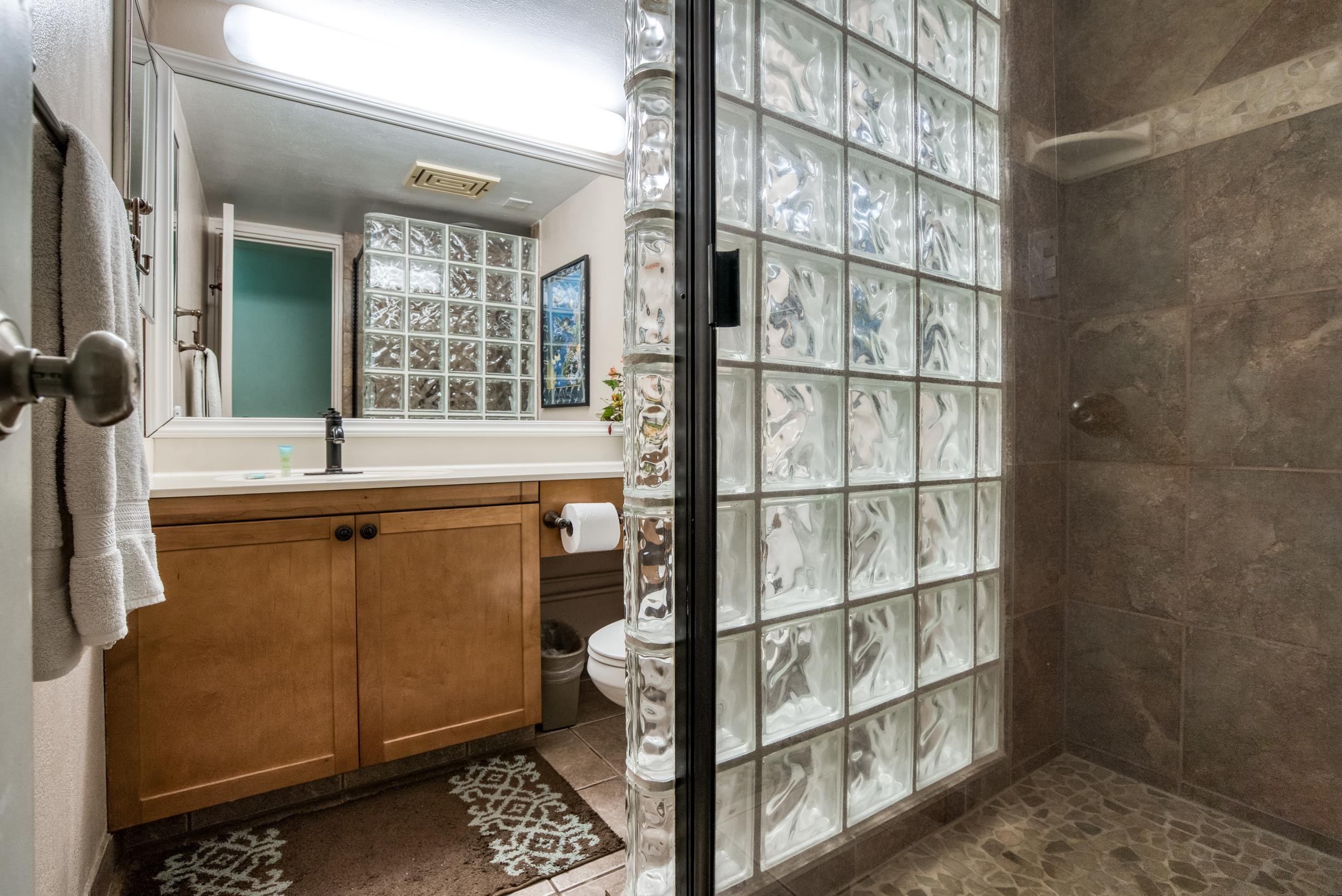 Kamaole Sands condo # 1106, Kihei, Hawaii - photo 16 of 30