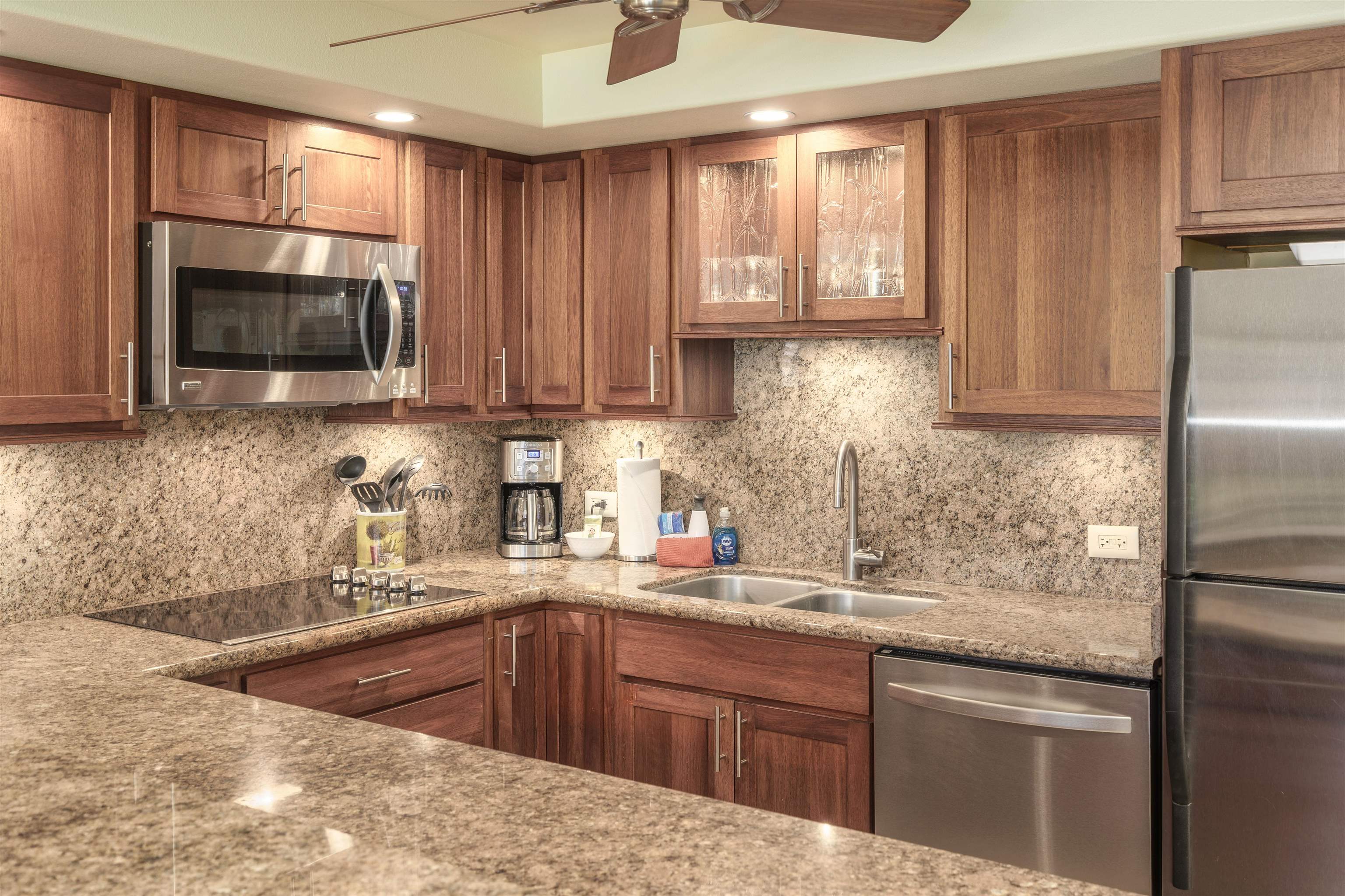 Kamaole Sands condo # 2-102, Kihei, Hawaii - photo 11 of 35