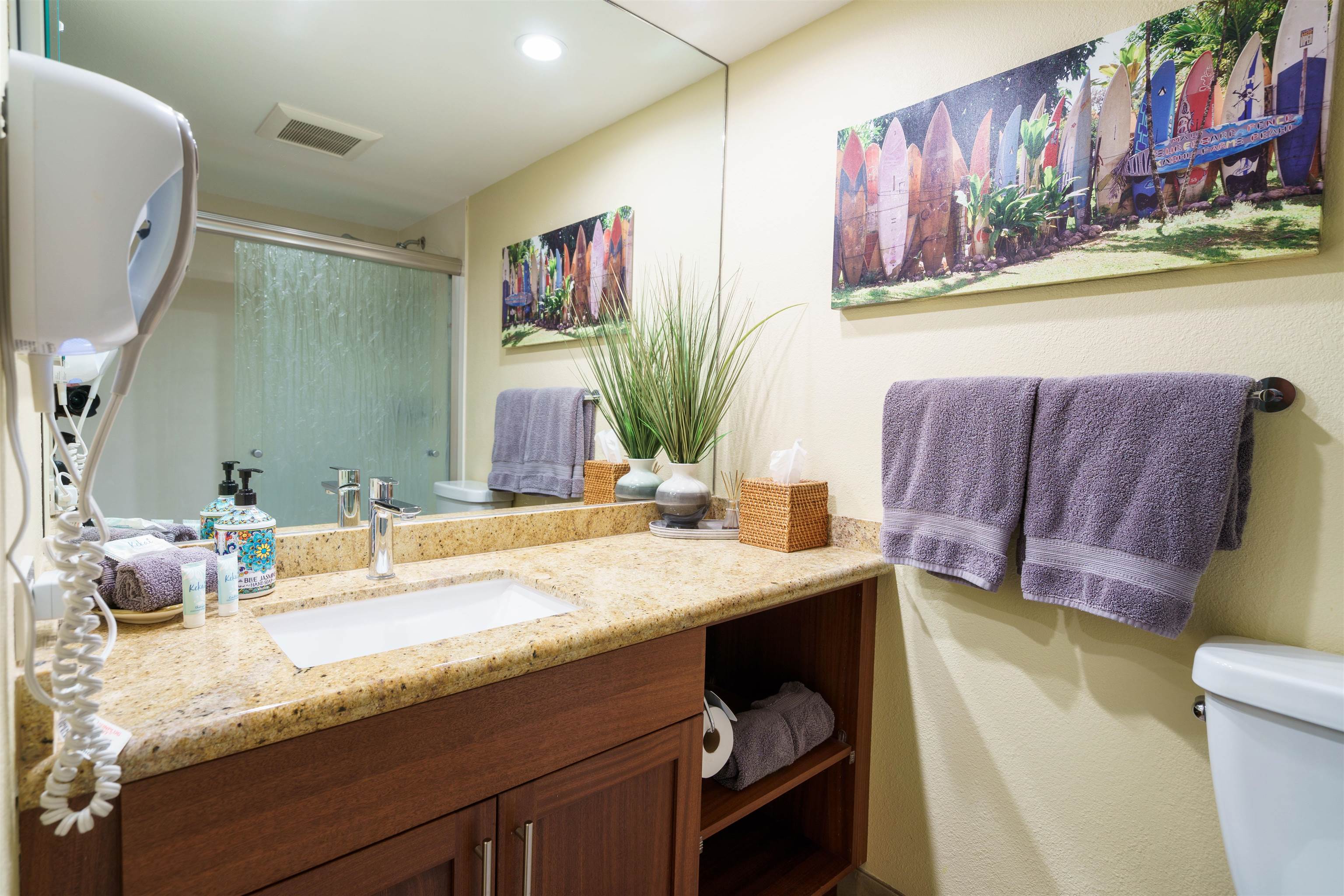 Kamaole Sands condo # 2-102, Kihei, Hawaii - photo 23 of 35