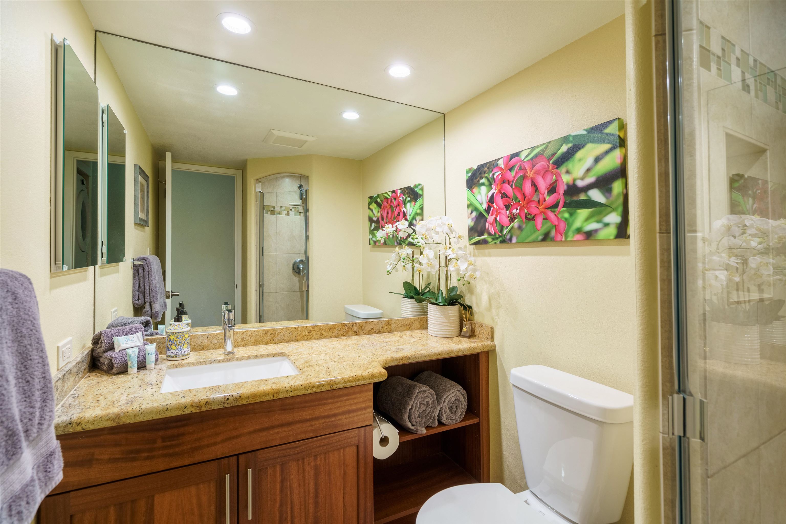 Kamaole Sands condo # 2-102, Kihei, Hawaii - photo 5 of 35