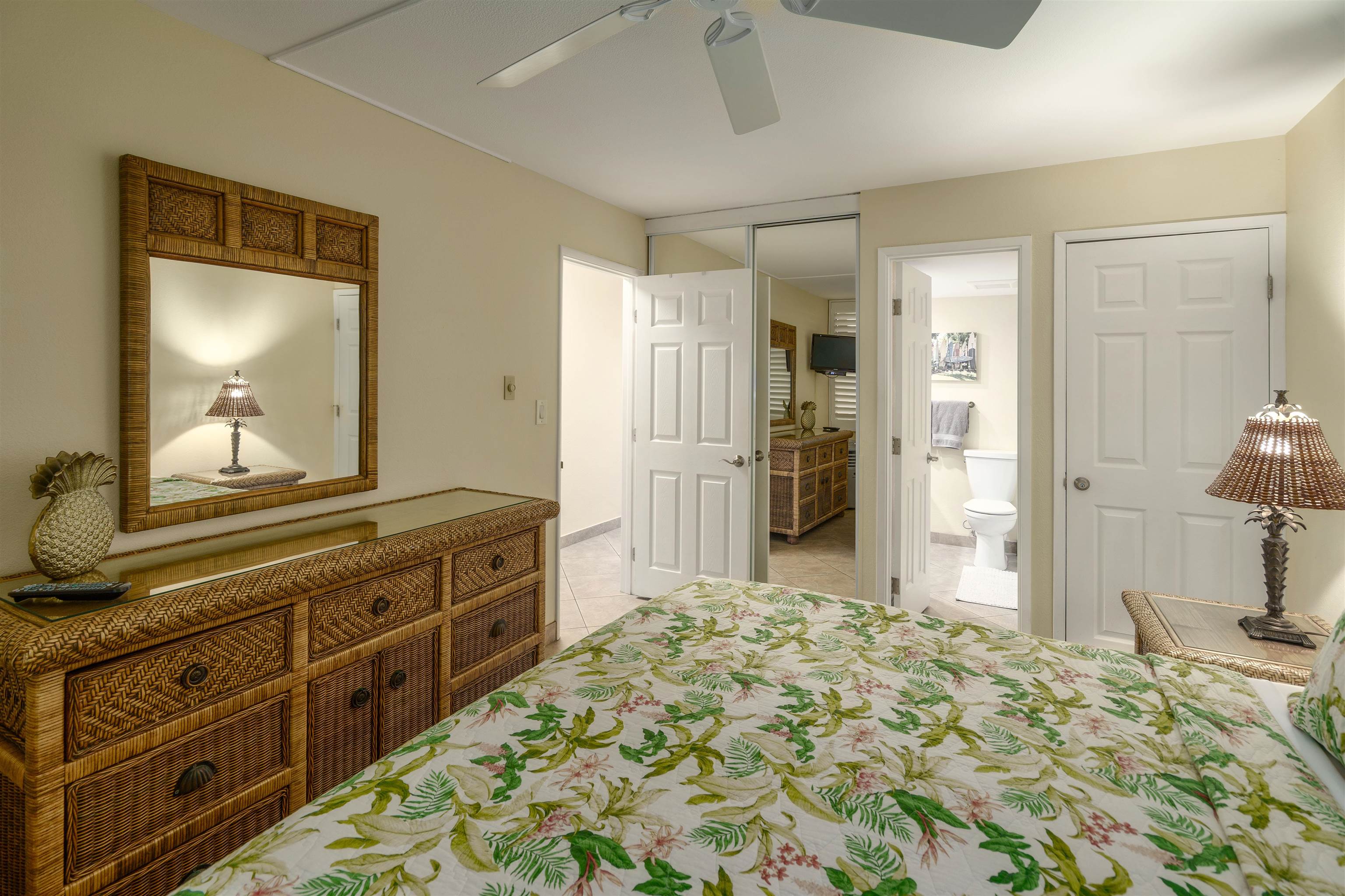 Kamaole Sands condo # 2-102, Kihei, Hawaii - photo 7 of 35