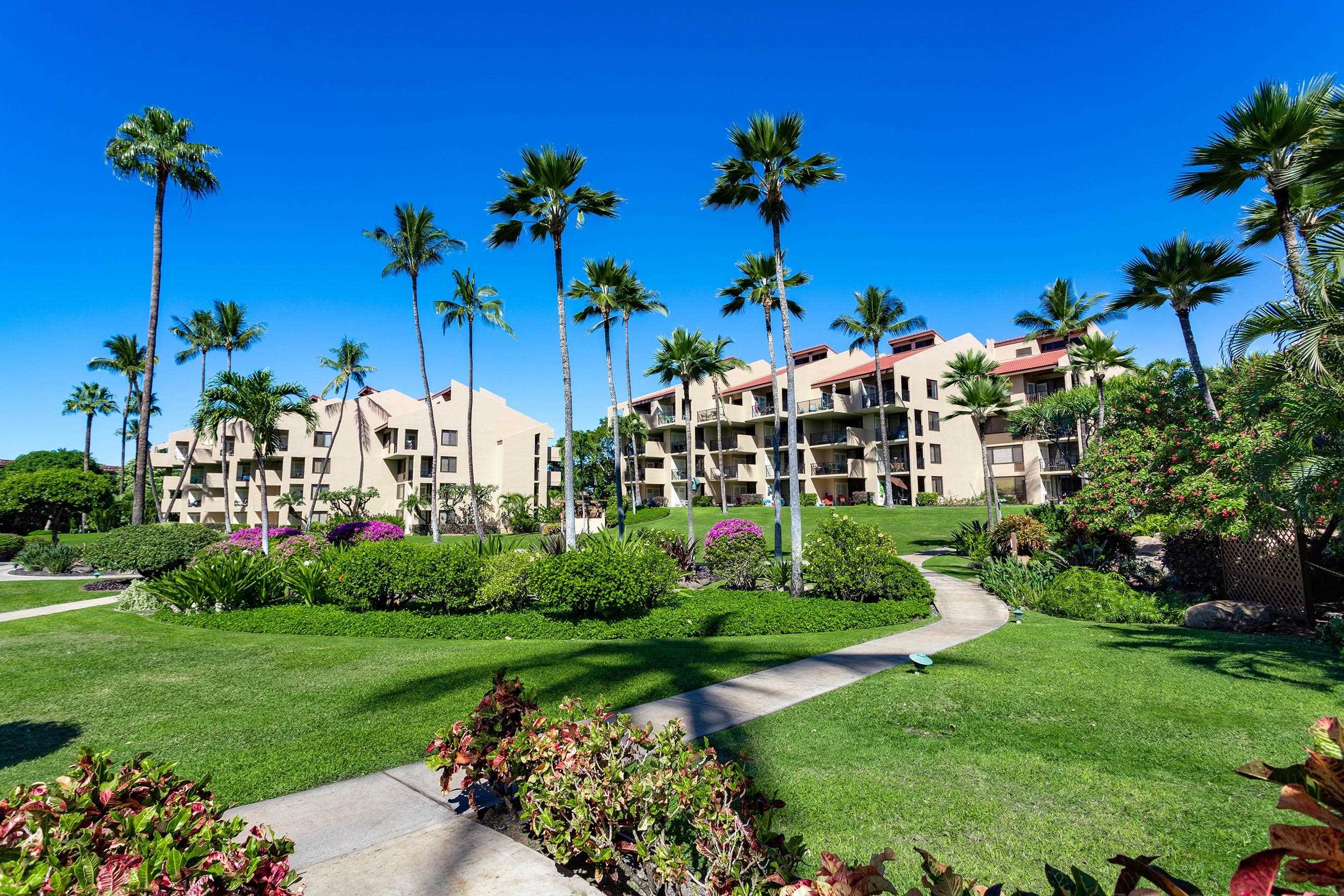 Kamaole Sands condo # 3-202, Kihei, Hawaii - photo 40 of 44