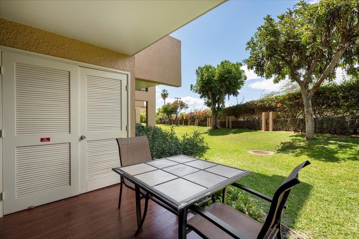 Kamaole Sands condo # 4-113, Kihei, Hawaii - photo 36 of 43