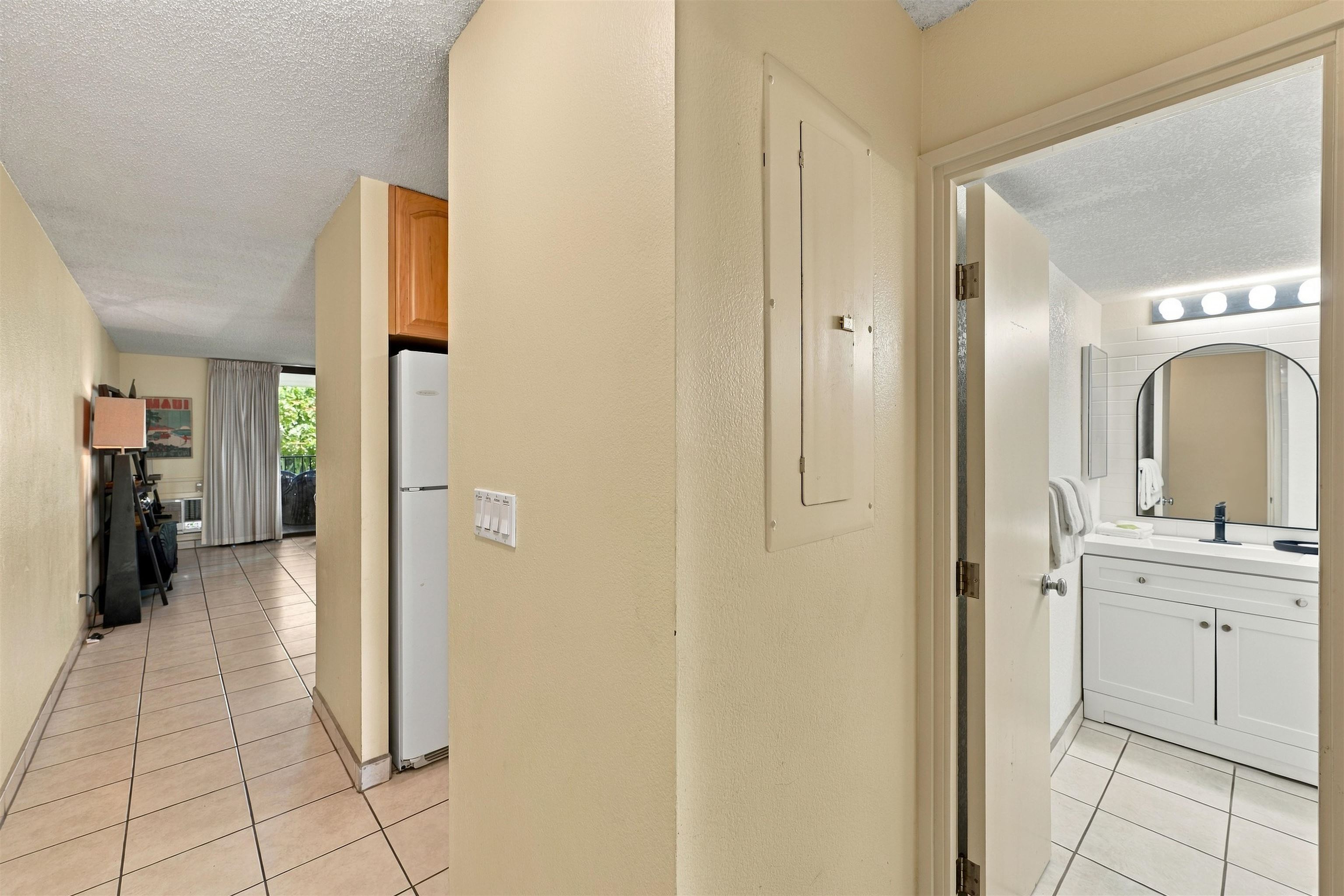 Kamaole Sands condo # 4-204, Kihei, Hawaii - photo 19 of 45