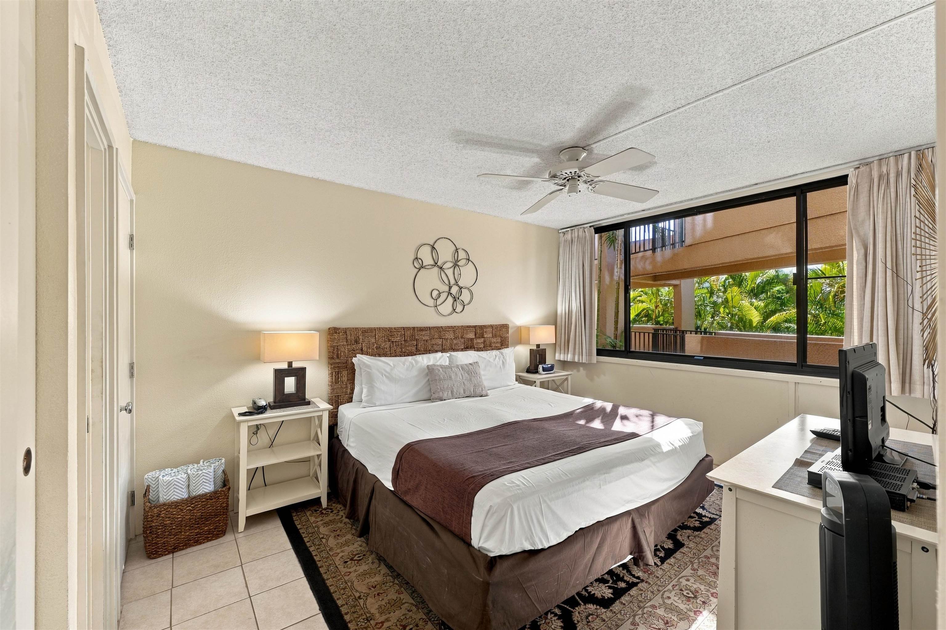 Kamaole Sands condo # 4-204, Kihei, Hawaii - photo 23 of 45