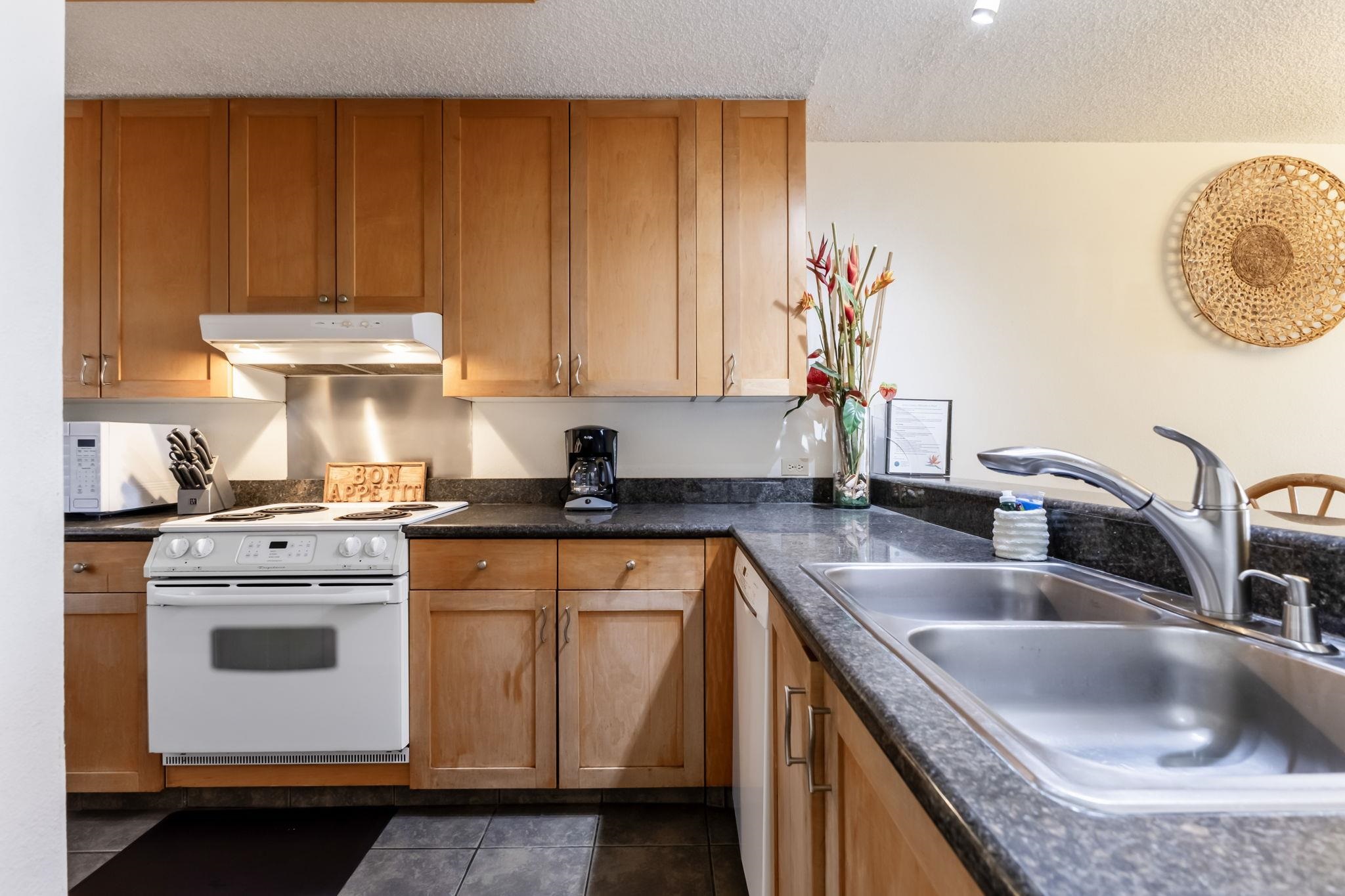 Kamaole Sands condo # 4301, Kihei, Hawaii - photo 12 of 46