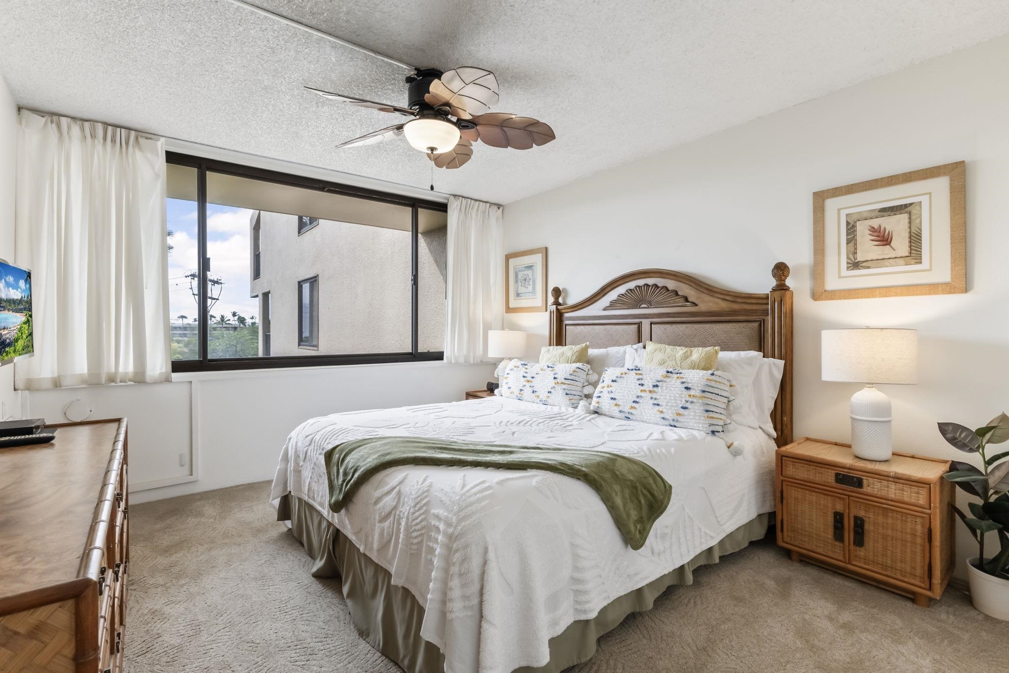 Kamaole Sands condo # 4301, Kihei, Hawaii - photo 14 of 46