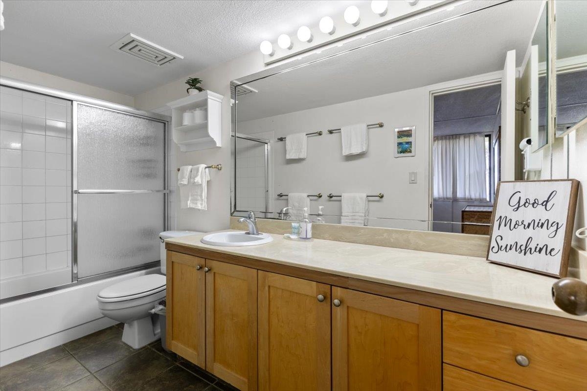 Kamaole Sands condo # 4301, Kihei, Hawaii - photo 17 of 46