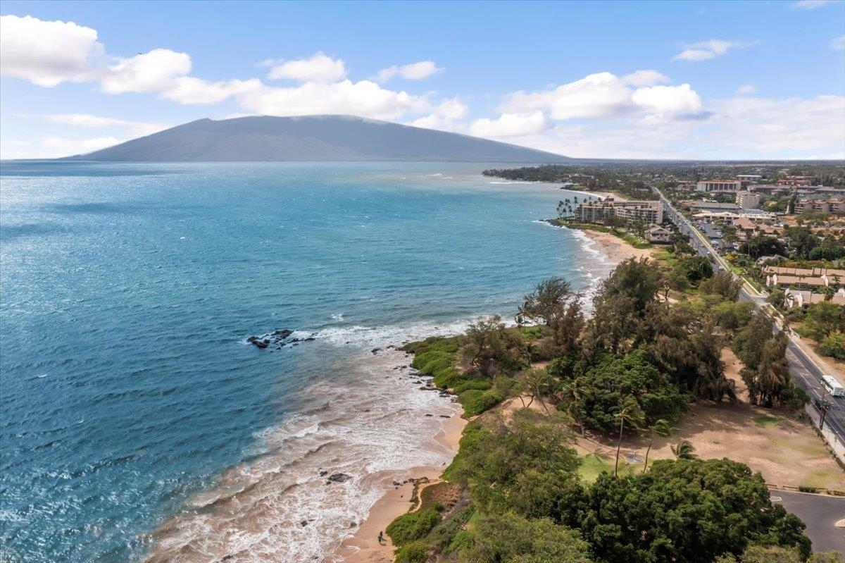 Kamaole Sands condo # 4301, Kihei, Hawaii - photo 41 of 46