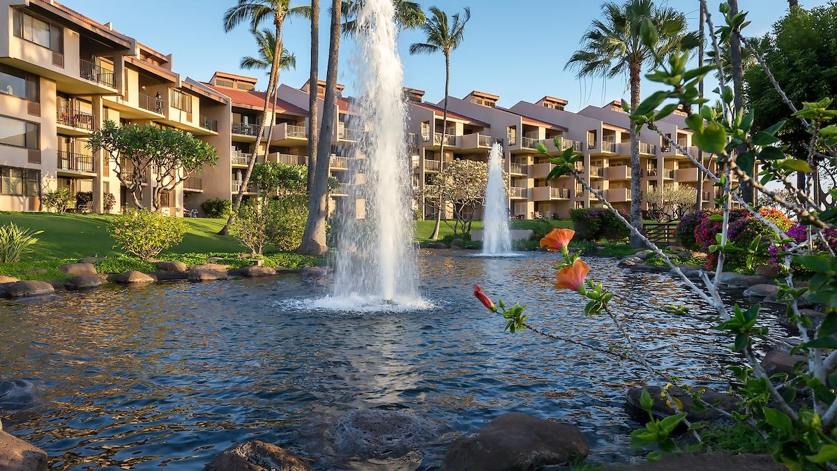 Kamaole Sands condo # 4-309, Kihei, Hawaii - photo 21 of 24