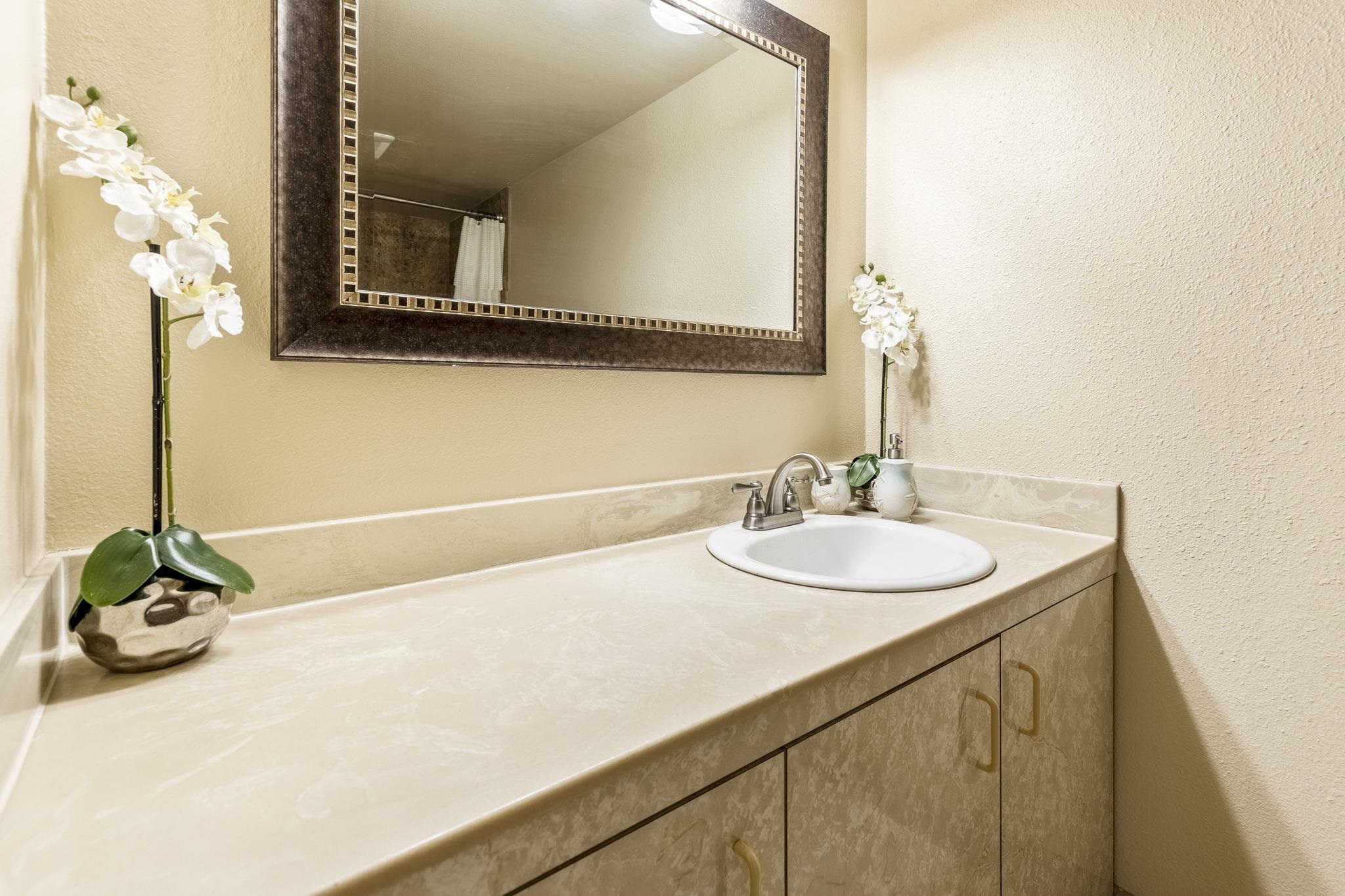 Kamaole Sands condo # 4-403, Kihei, Hawaii - photo 13 of 27