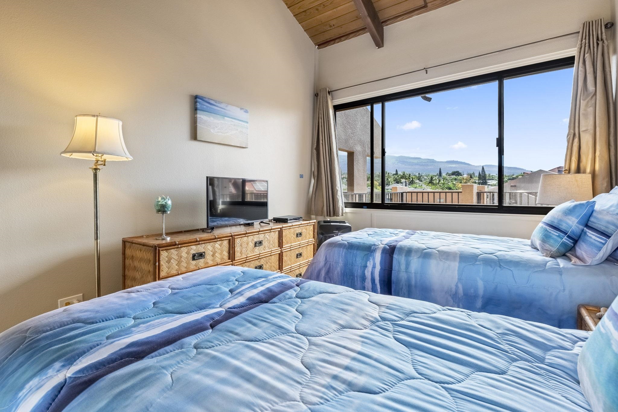 Kamaole Sands condo # 4-403, Kihei, Hawaii - photo 14 of 27