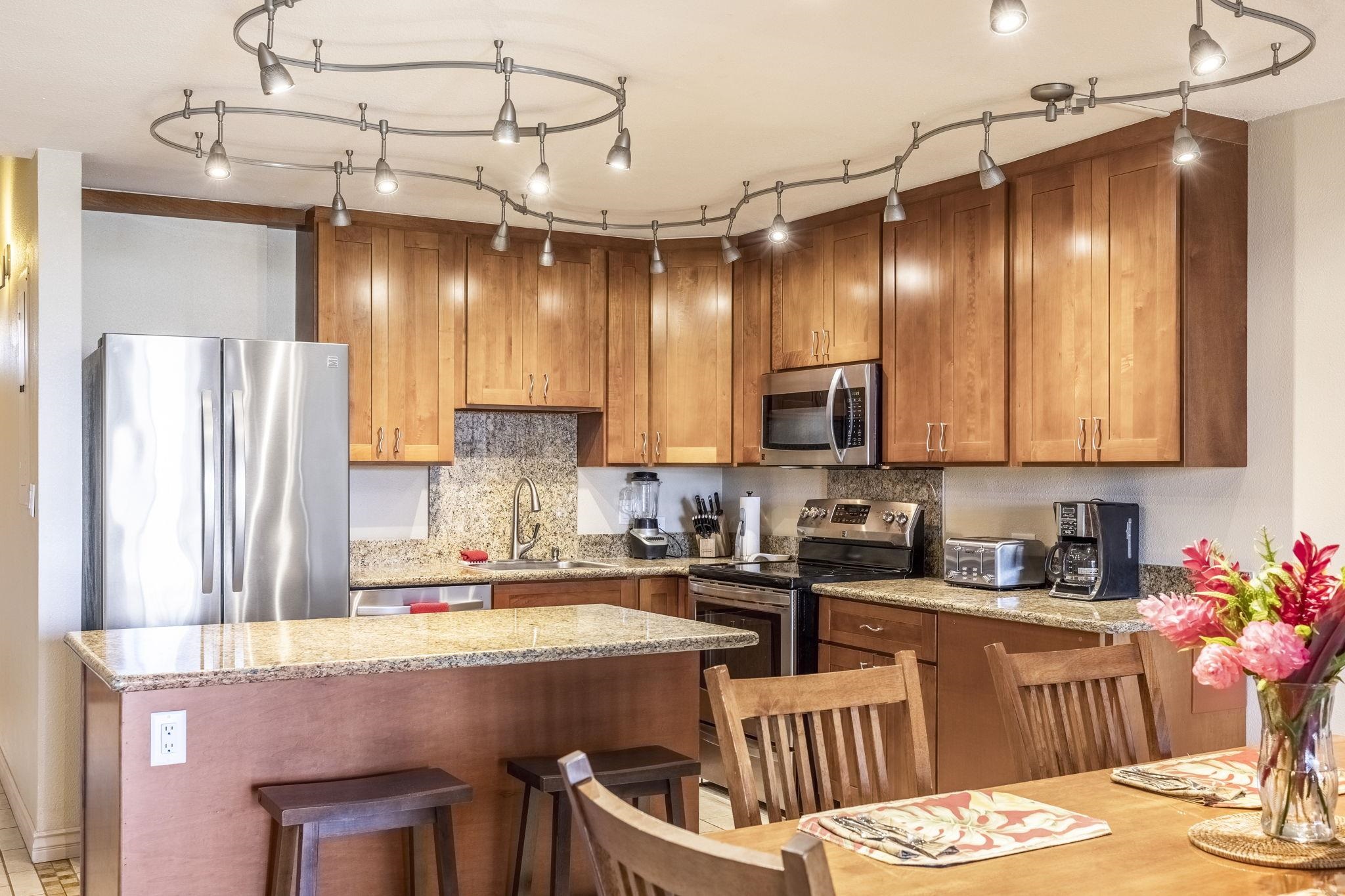 Kamaole Sands condo # 4-403, Kihei, Hawaii - photo 5 of 27