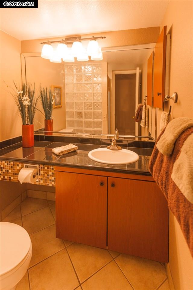 Kamaole Sands condo # 5-202, Kihei, Hawaii - photo 13 of 29