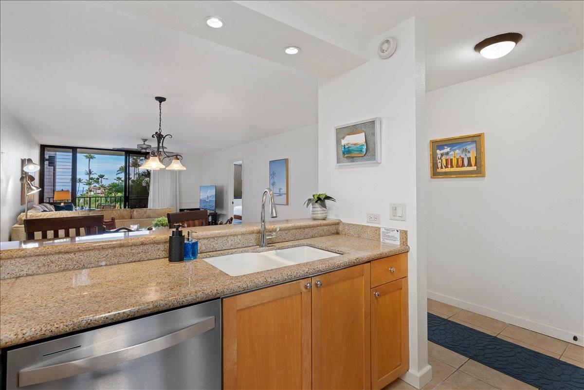 Kamaole Sands condo # 5-205, Kihei, Hawaii - photo 15 of 43