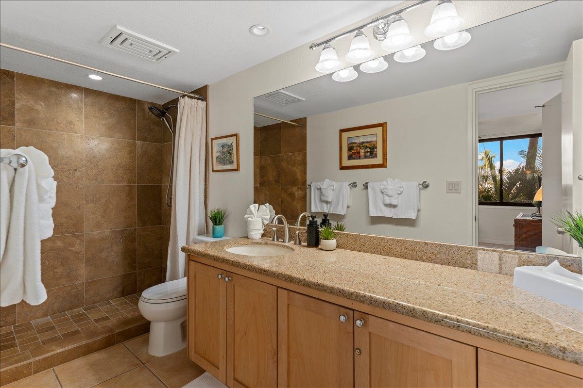 Kamaole Sands condo # 5-205, Kihei, Hawaii - photo 31 of 43