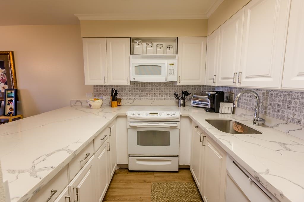 Kamaole Sands condo # 5406, Kihei, Hawaii - photo 8 of 30