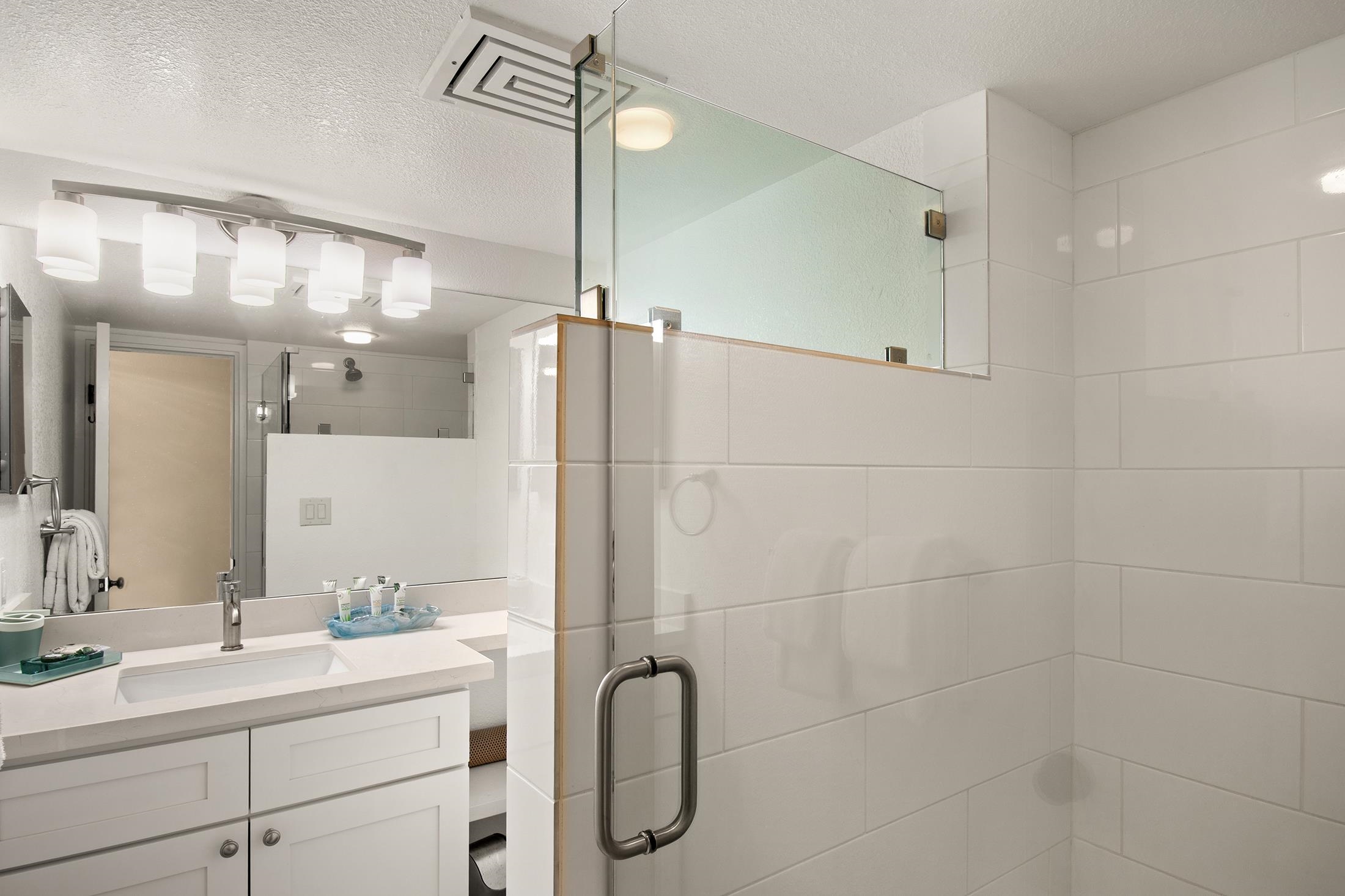 Kamaole Sands condo # 6-105, Kihei, Hawaii - photo 19 of 38