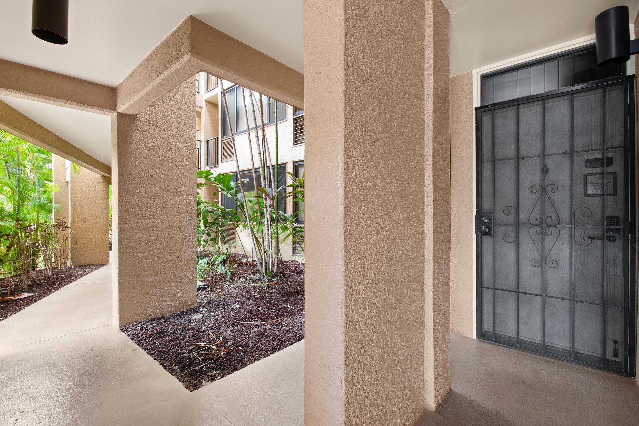 Kamaole Sands condo # 6-105, Kihei, Hawaii - photo 23 of 38