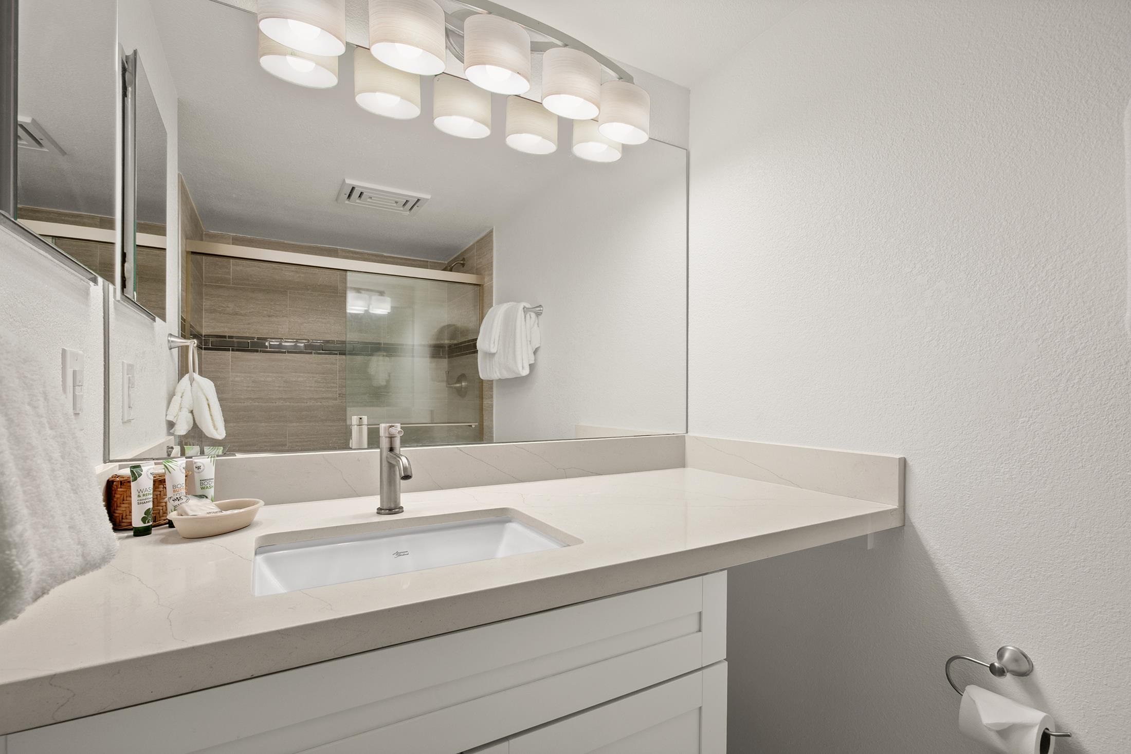 Kamaole Sands condo # 6-105, Kihei, Hawaii - photo 5 of 38