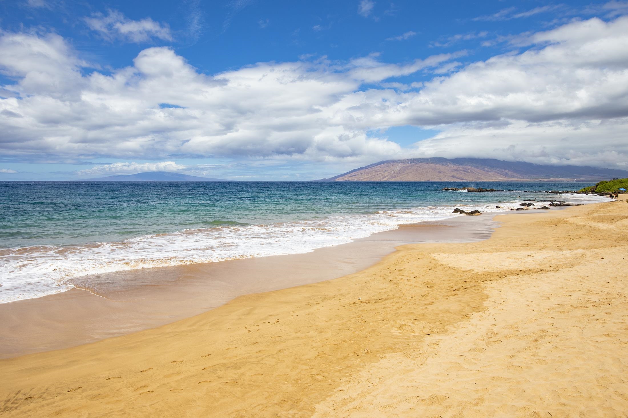 Kamaole Sands condo # 6-105, Kihei, Hawaii - photo 7 of 38