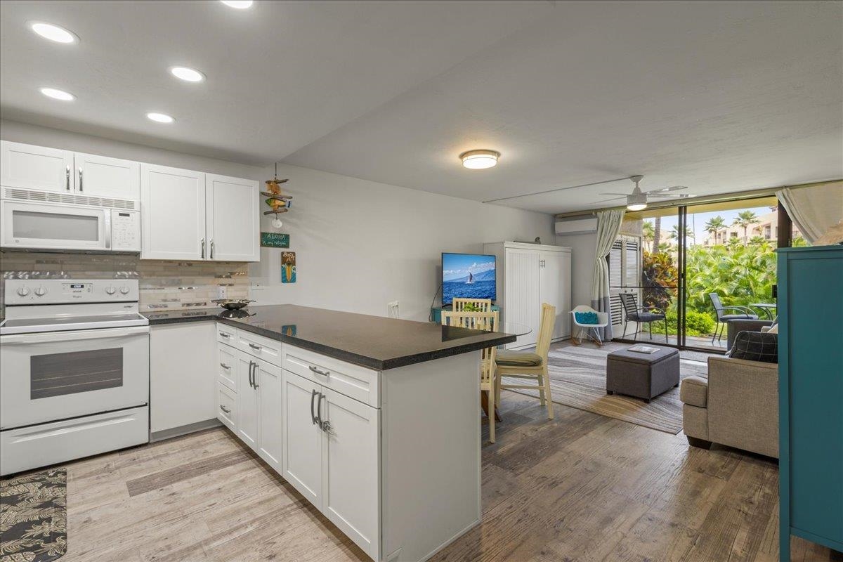 Kamaole Sands condo # 6-108, Kihei, Hawaii - photo 14 of 50