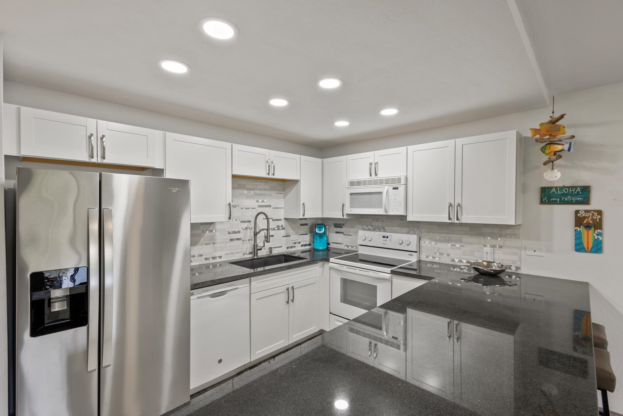 Kamaole Sands condo # 6-108, Kihei, Hawaii - photo 9 of 50