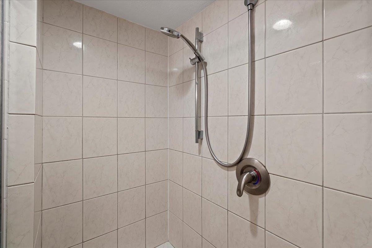 Kamaole Sands condo # 6-109, Kihei, Hawaii - photo 24 of 49