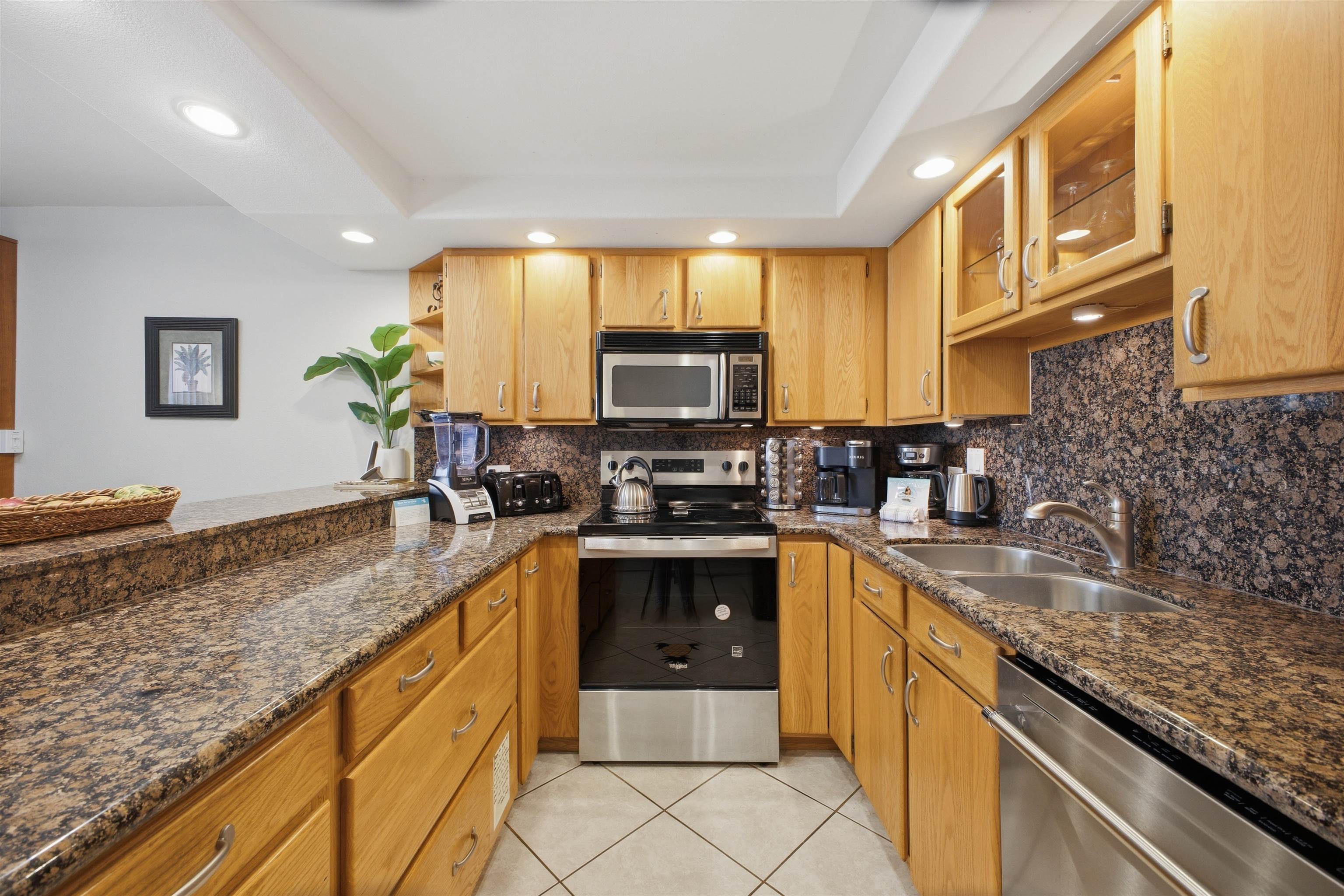 Kamaole Sands condo # 6-201, Kihei, Hawaii - photo 11 of 50