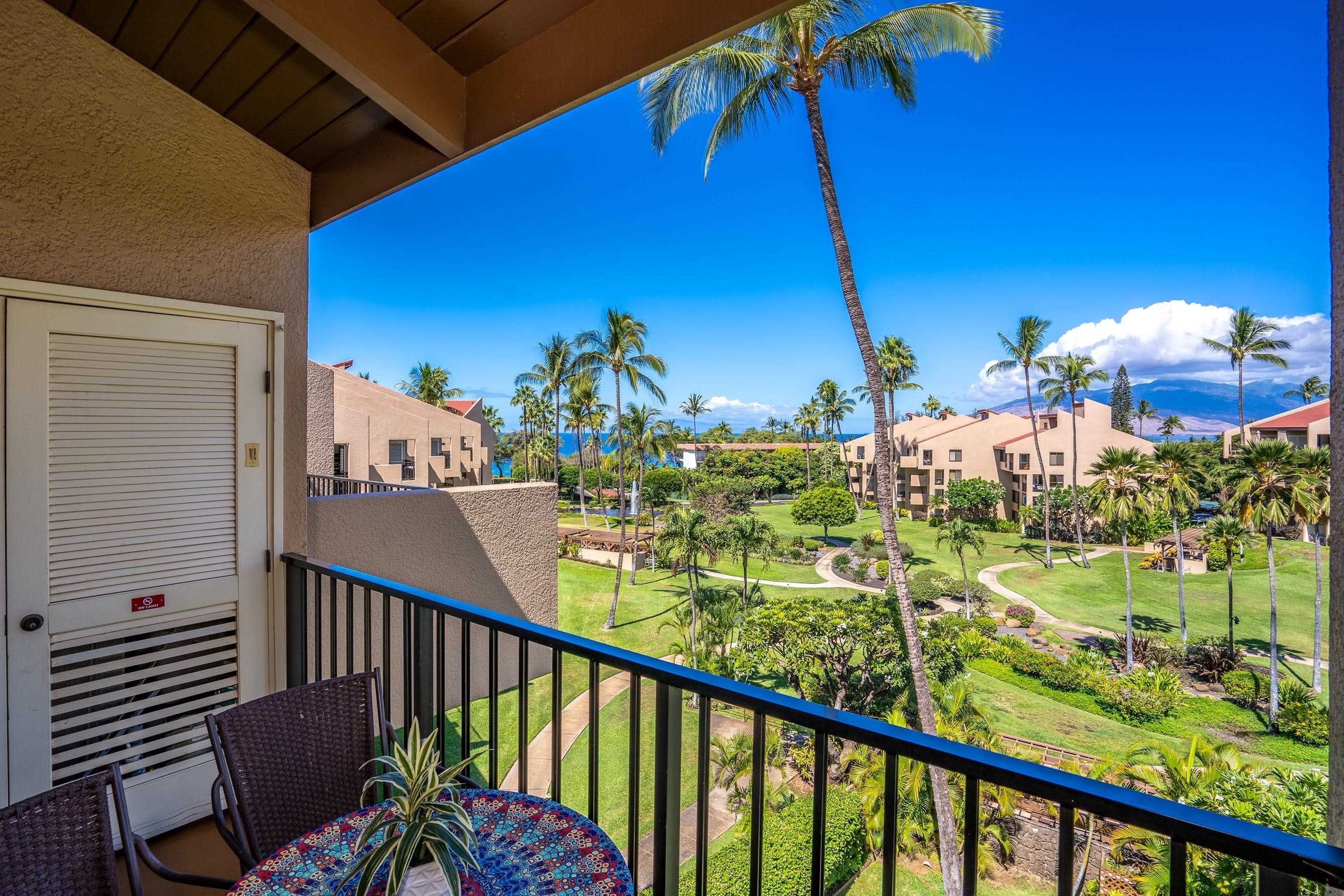 Kamaole Sands condo # 6-402, Kihei, Hawaii - photo 12 of 47