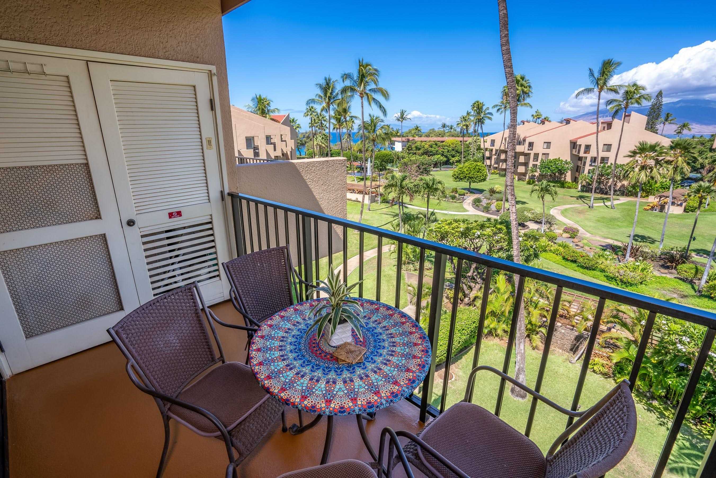 Kamaole Sands condo # 6-402, Kihei, Hawaii - photo 18 of 47